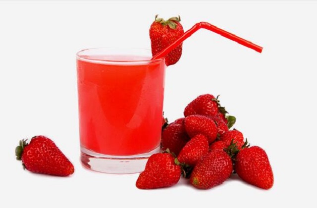 A Very Berry Strawberry Juice