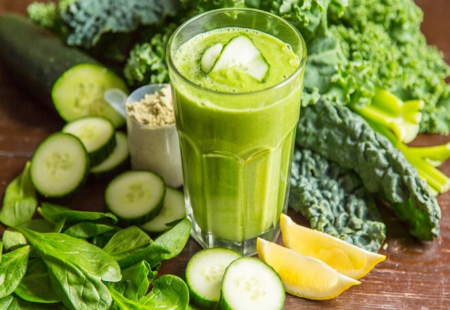 Healthy Greens: 10 Of The Best Green Foods For Green Juice & Smoothies